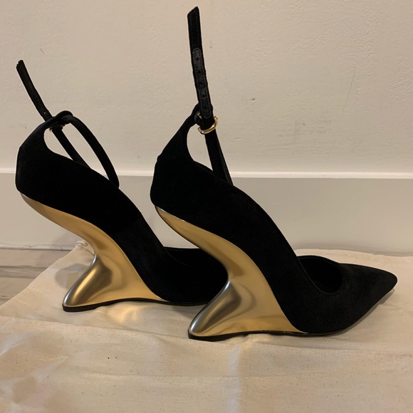 Salvatore Ferragamo Shoes - Ferragamo black velvet pumps